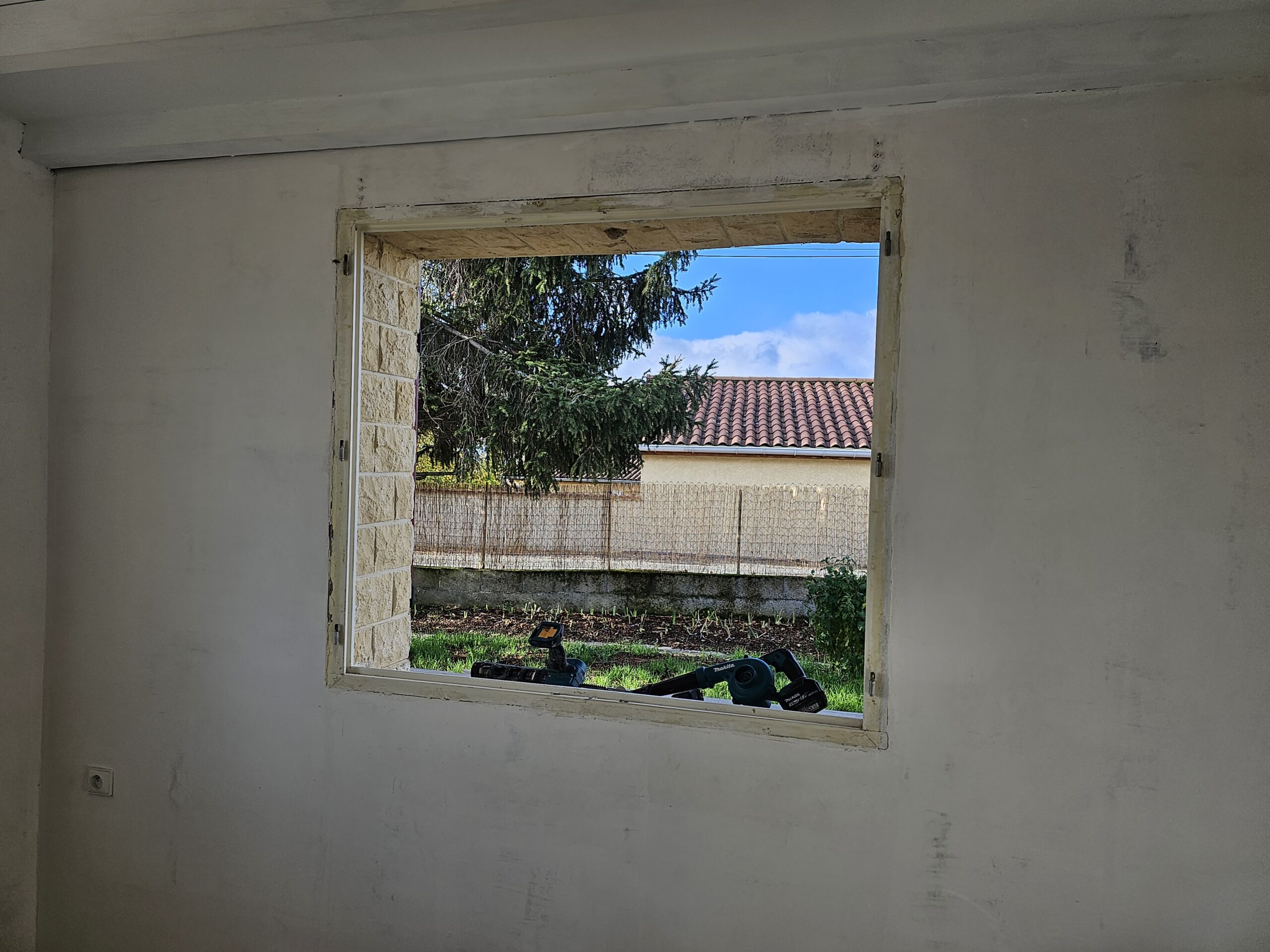 INSTALLATION MENUISERIE PVC - 42510 NERONDE 