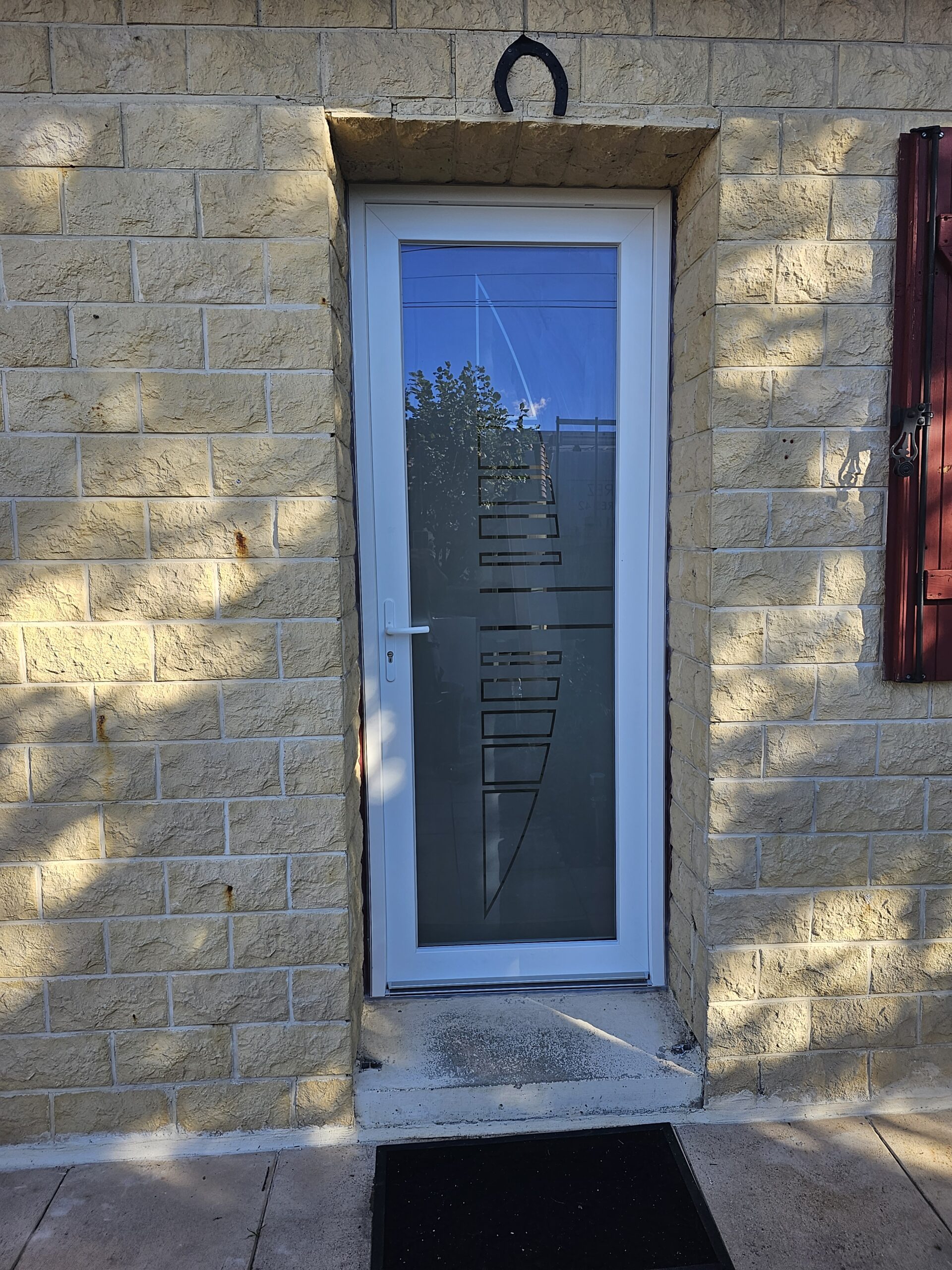 INSTALLATION MENUISERIE PVC - 42510 NERONDE 